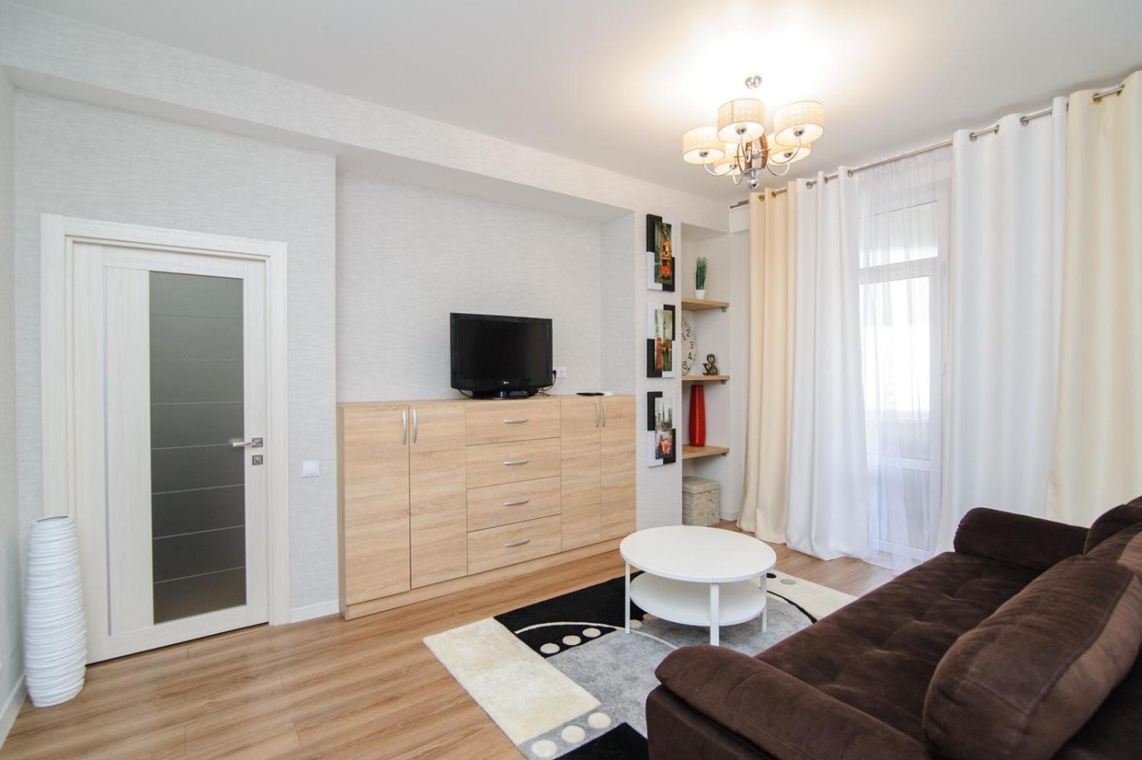 Extra Grand Lev Tolstoi Two Bedrooms Kisinyov Kültér fotó