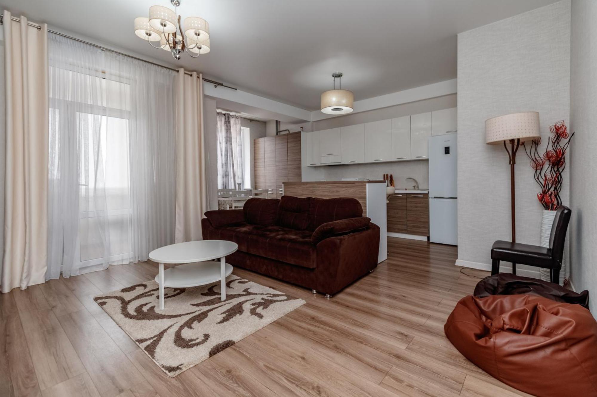 Extra Grand Lev Tolstoi Two Bedrooms Kisinyov Kültér fotó